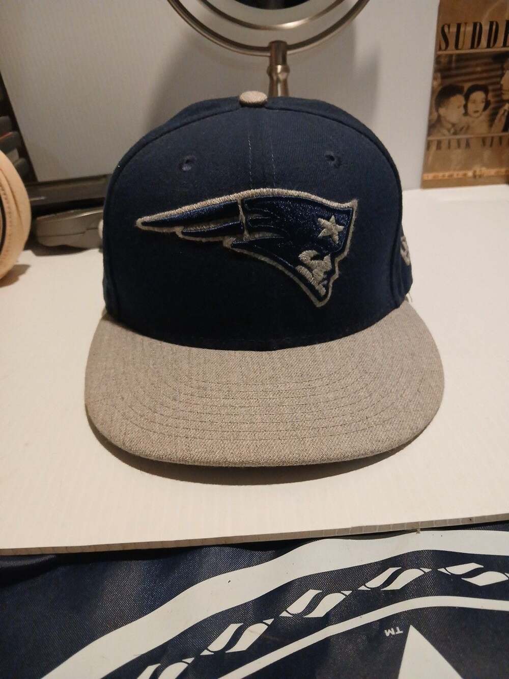 New Era New England Patriots 59FIFTY Size 7 1/2 Fitted Hat